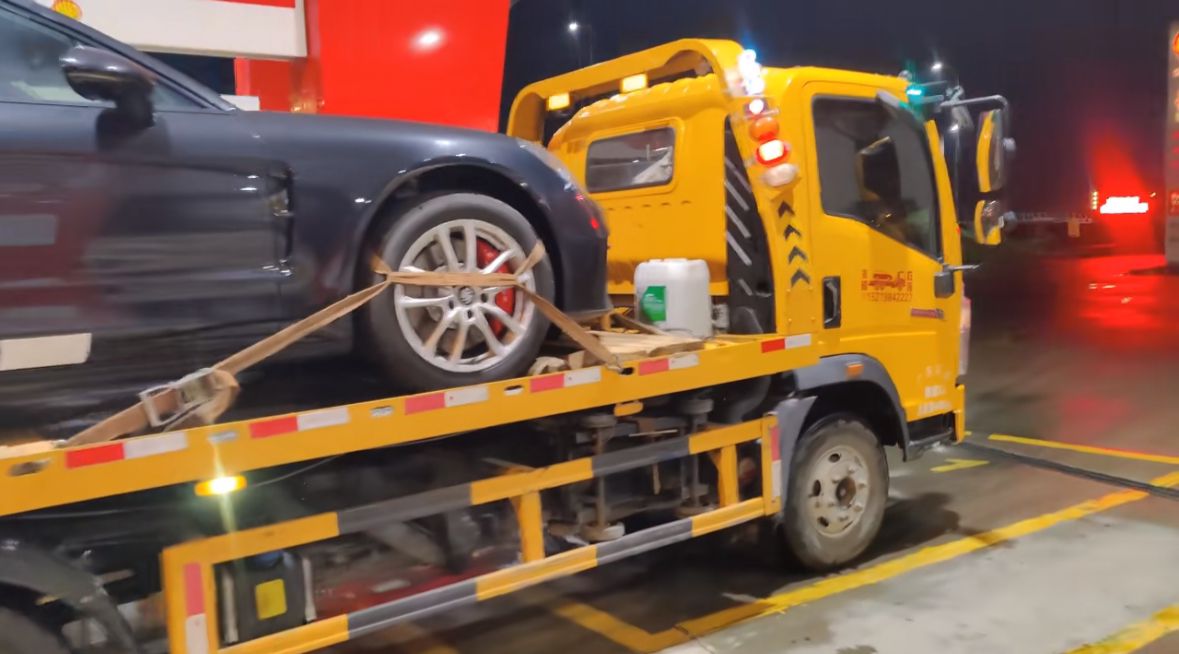 林芝行车途中遇到突发状况该如何呼叫道路救援？